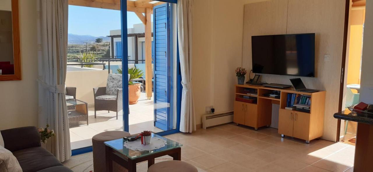 Penthouse Direkt Am Meer Polis 外观 照片